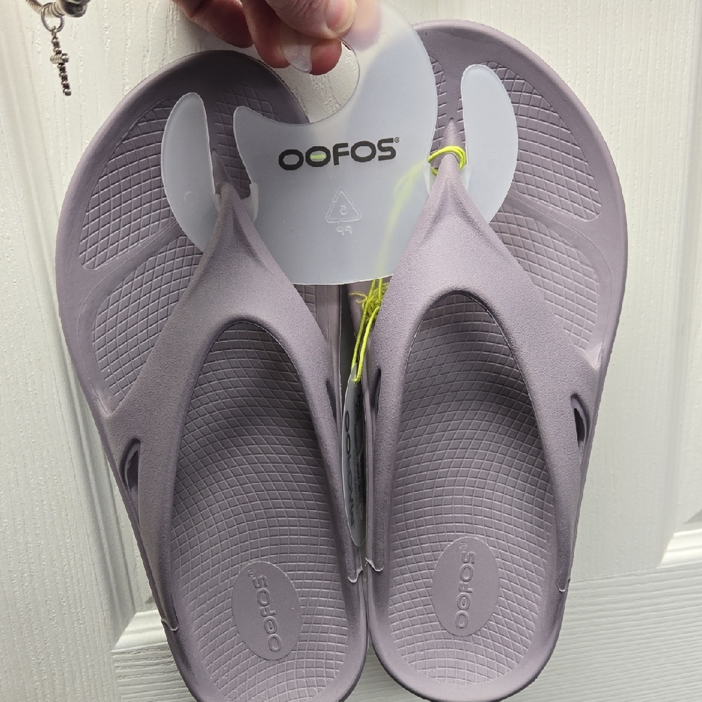OOFOS Light Purple Comfort Sandals